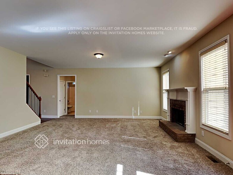 Building Photo - 3357 Perimeter Cir