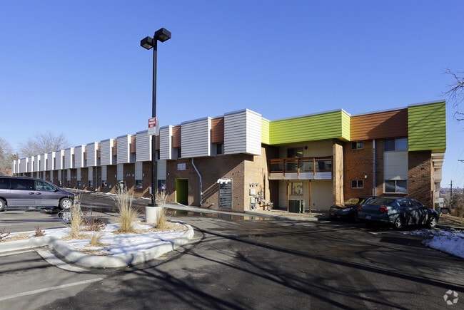 Building Photo - Ridgemar Heights