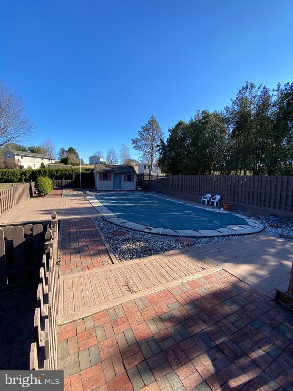 Building Photo - 45 Clay Slate Rd