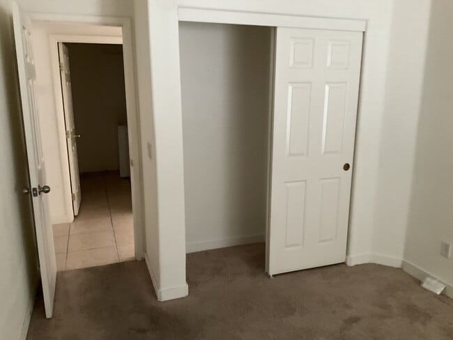 Building Photo - 9554 Adobe Arch Ct