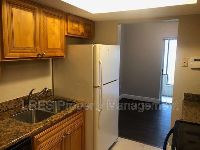 Building Photo - 4751 S Texas Ave