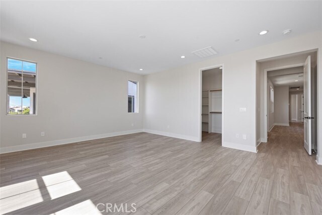 Building Photo - 9355 Astor