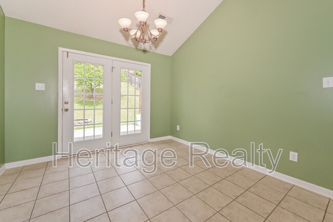Building Photo - 5425 Crooked Pine Ln