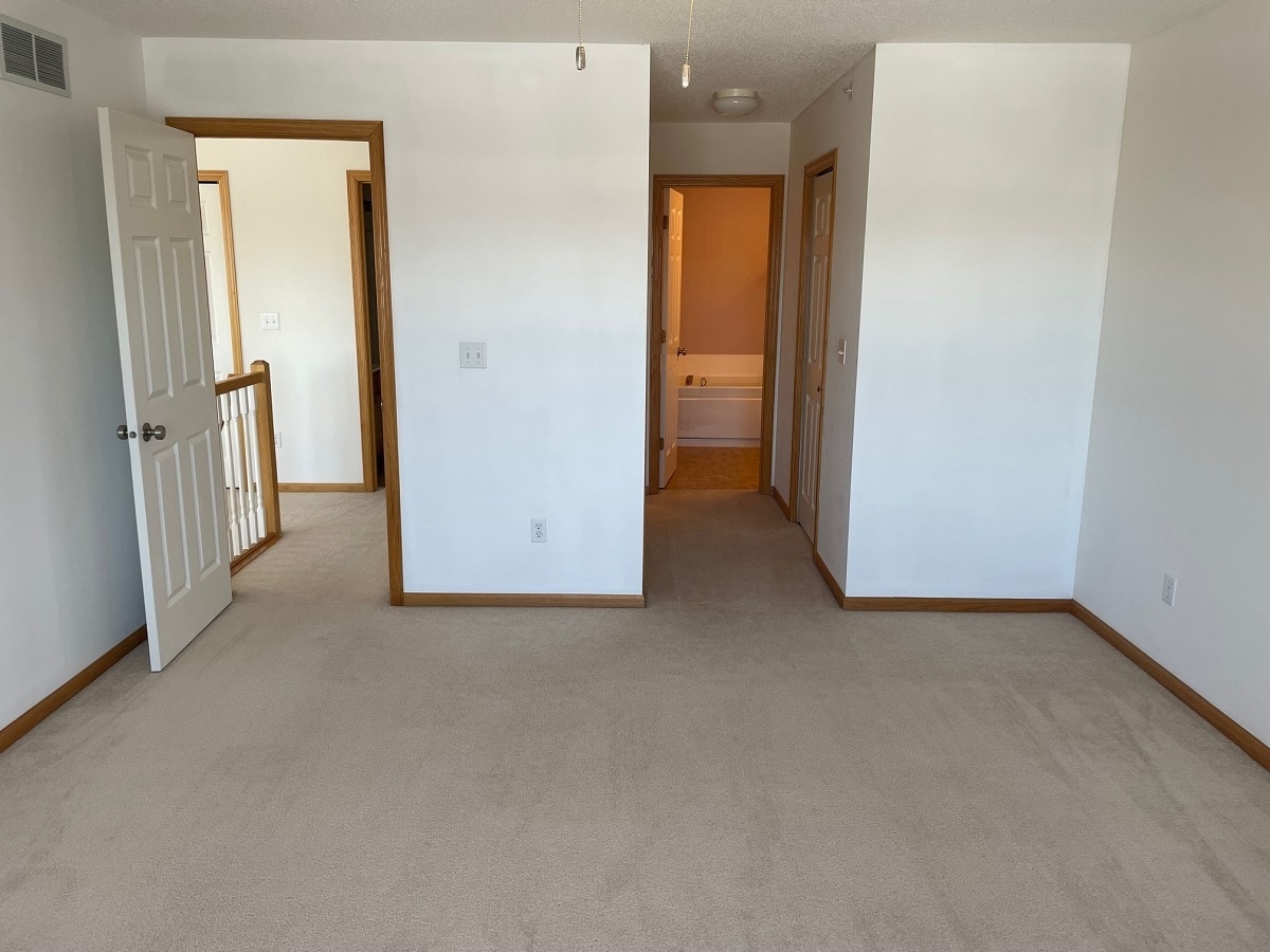 Building Photo - 13925 52nd Ave N