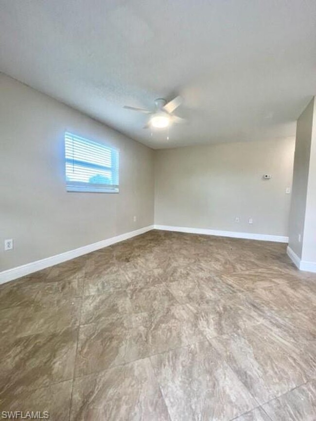 Building Photo - ANNUAL RENTAL - 1 BED/1 BATH AT POINCIANA