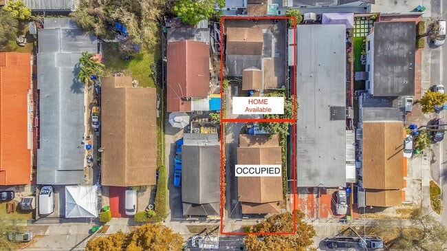 Building Photo - 2428 NW 28th St