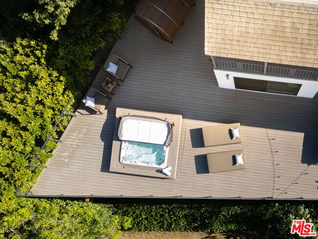 Building Photo - 3360 Ley Dr