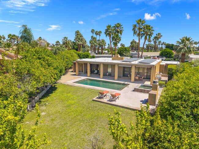 Building Photo - 70520 Gardenia Ct