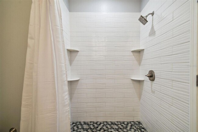 Building Photo - 3183 Bayshore Oaks Dr