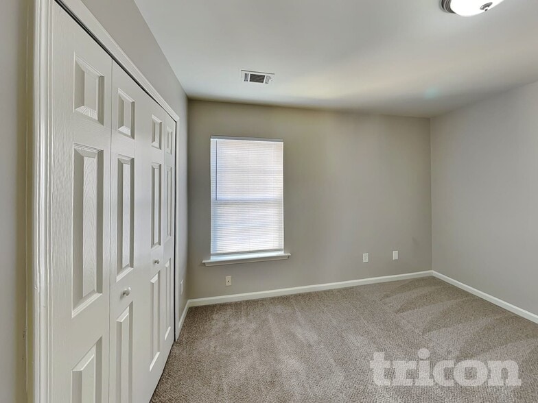 Building Photo - 2346 Sonoma Valley Dr