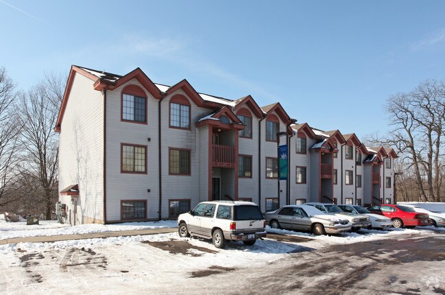Primary Photo - Roosevelt Hill