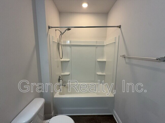 Building Photo - 3757 Hawks Landing Cir