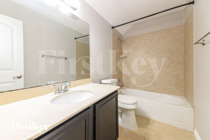 Building Photo - 4813 Jon Boat Dr