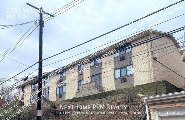 Building Photo - 2703 Voelkel Ave