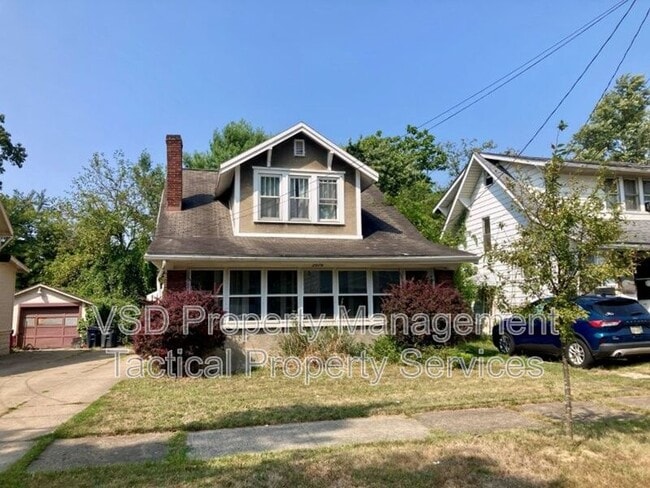 Primary Photo - 2078-2018 18th St SW