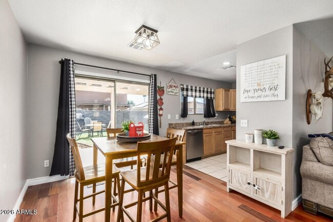 Building Photo - 8043 W Eva St