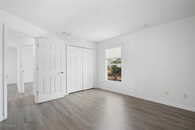 Building Photo - 4646 15th St SW