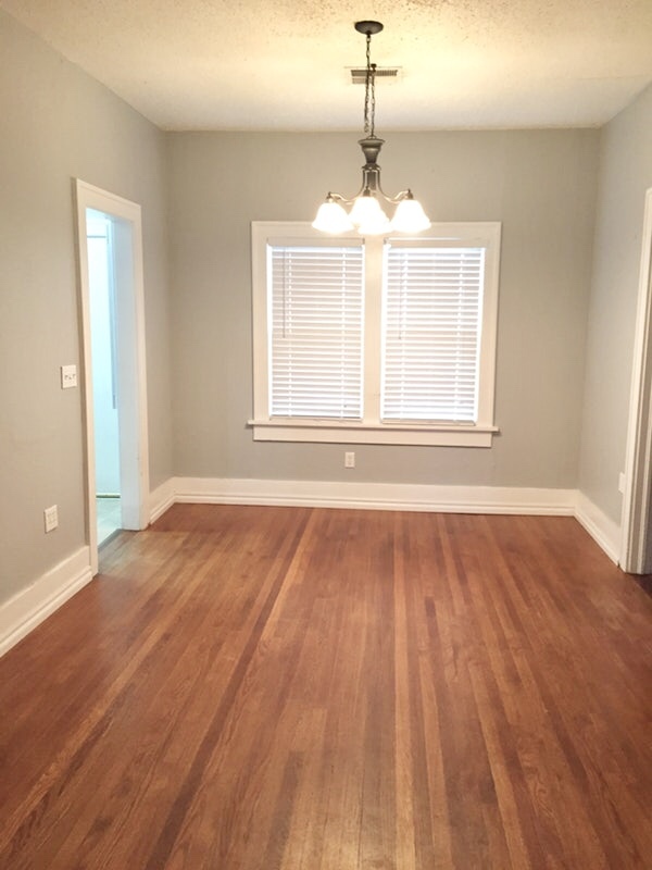 Dining room - 2833 NW 15th st