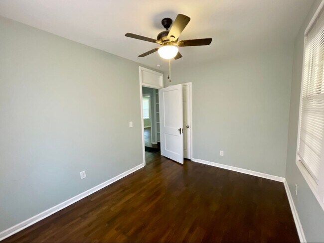 Building Photo - Olympia