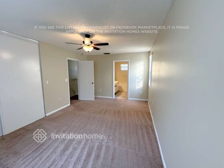 Building Photo - 117 NW 117th Ter