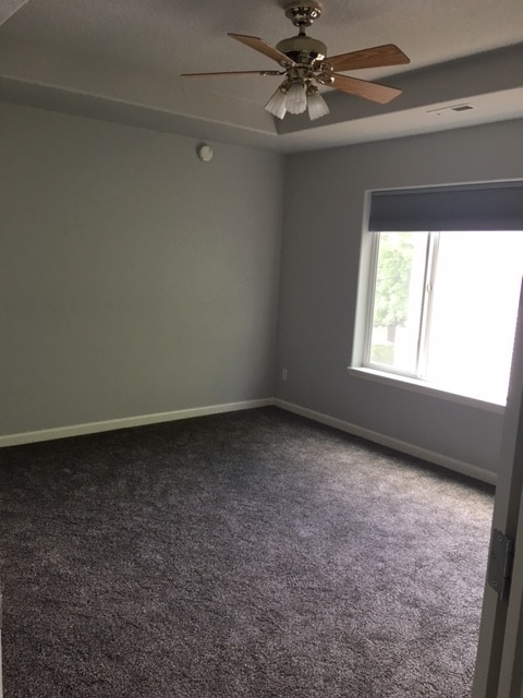 Building Photo - 16832 NW Oak Creek Dr