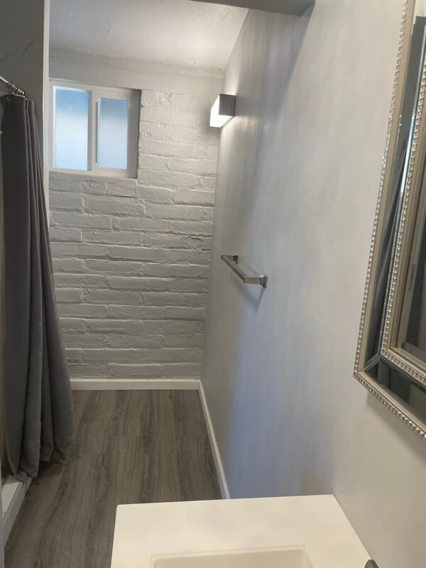 Building Photo - 4240 N 4th Ave