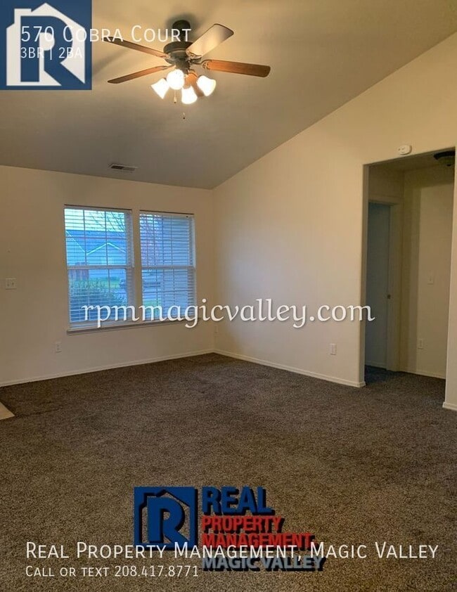 Building Photo - 570 Cobra Ct