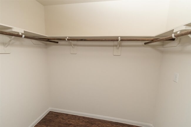 Building Photo - 21219 Grand Field Ct