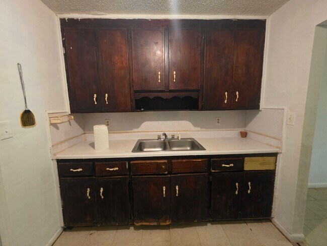 Building Photo - 6710 Gulley Ln