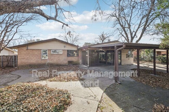 Building Photo - 2017 Durham St