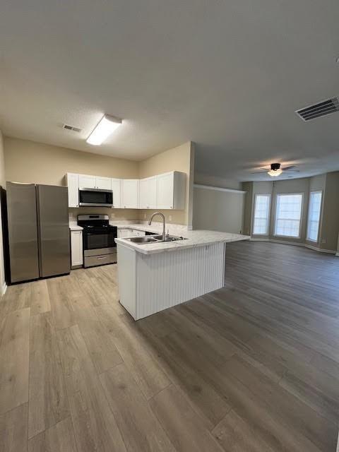 Building Photo - 4901 Robinson Square Dr