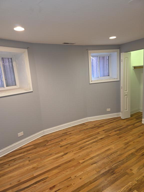 Building Photo - 4824 S King Dr