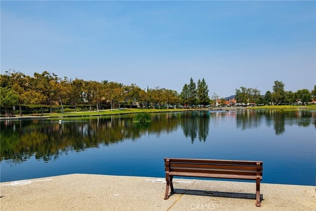 Building Photo - 225 Montana Del Lago Dr