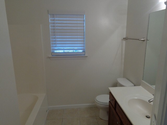 Building Photo - 3009 Rock Springs Rd