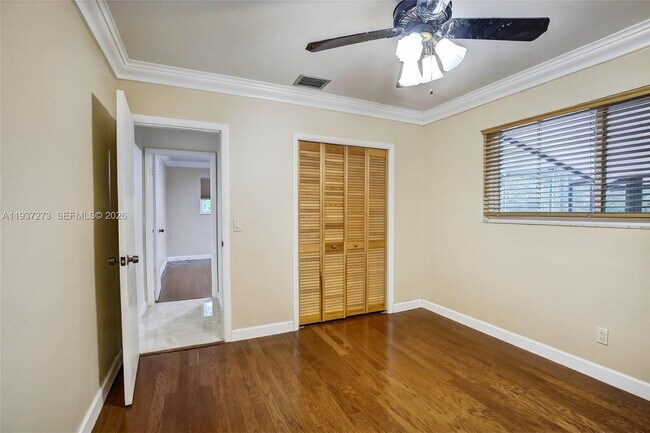 Building Photo - 2500 NE 209th Terrace