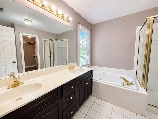 Building Photo - 2661 Northforke Ct