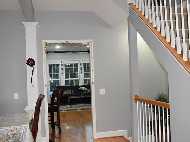 Building Photo - 2460 Terra Cotta Cir