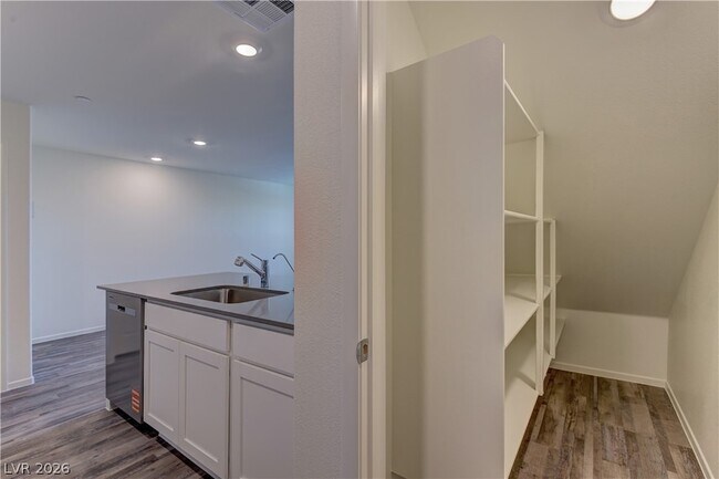 Building Photo - 1505 Pamela Spgs Ln