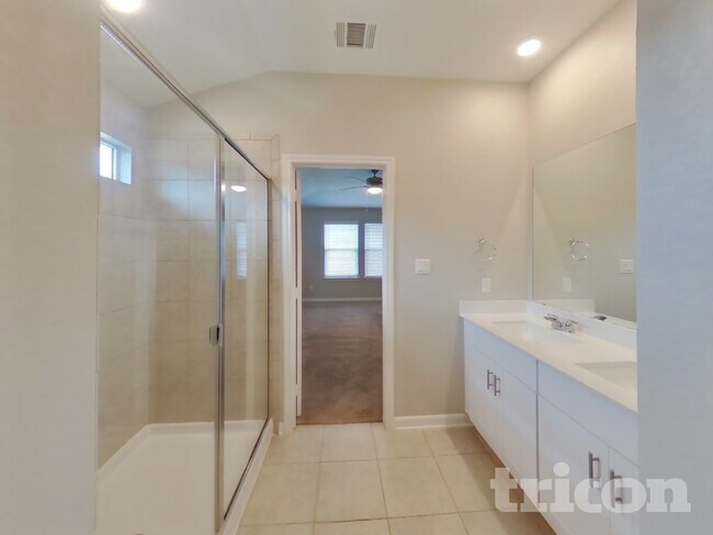 Building Photo - 5907 Noah Pl