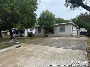 Building Photo - 1011 Alexander Hamilton Dr