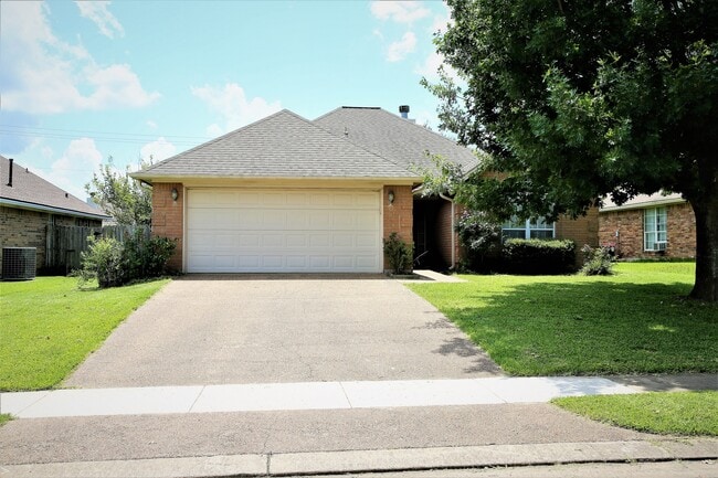 Primary Photo - 3510 Vienna Dr
