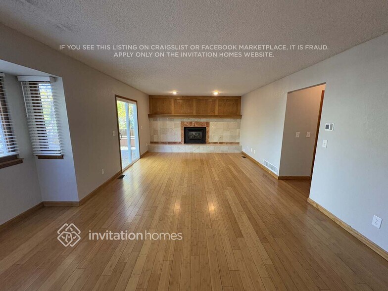 Building Photo - 11333 E Warren Ave