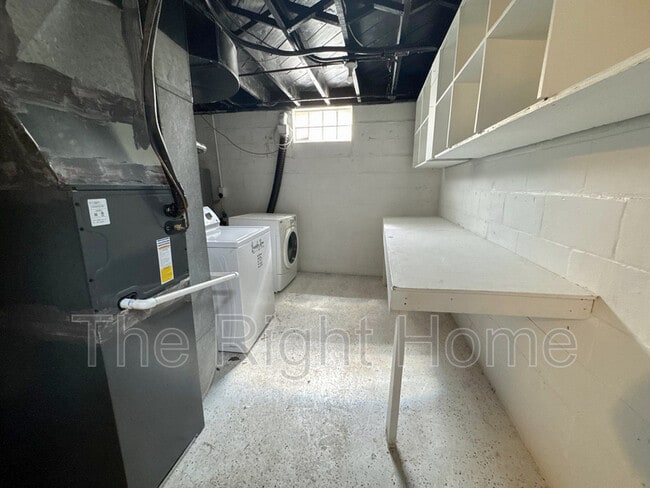 Building Photo - 3330 N 59th St