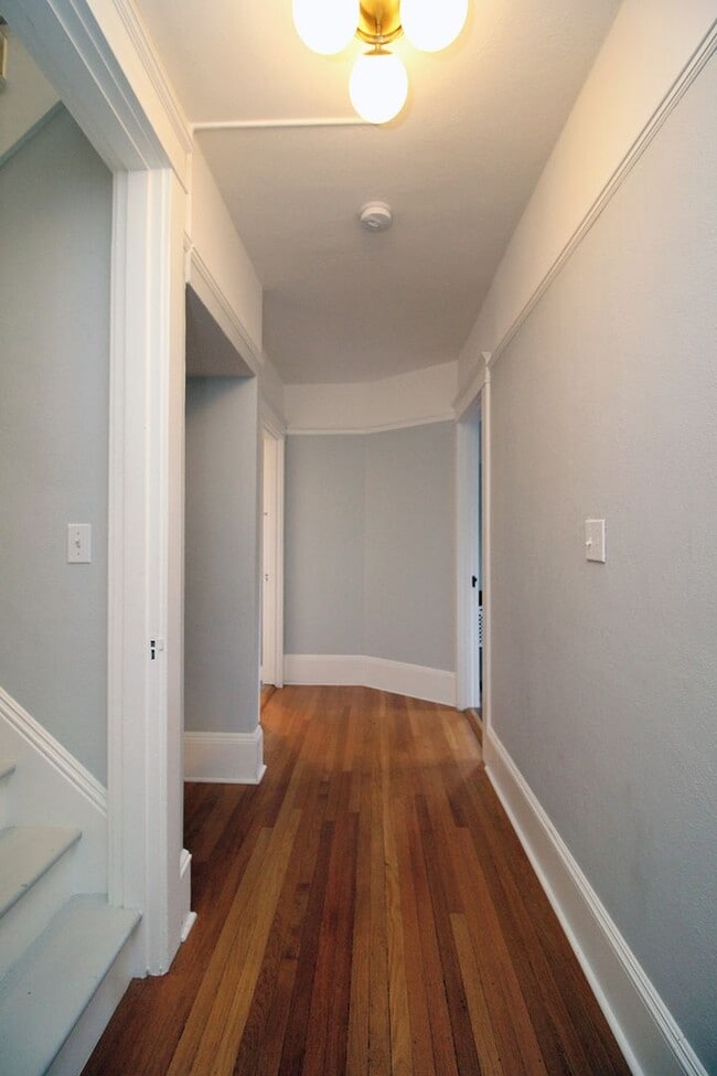 Building Photo - 3309 NW Thurman St