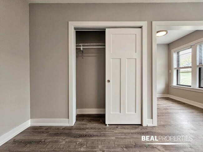 Building Photo - 0 bedroom in CHICAGO IL 60640