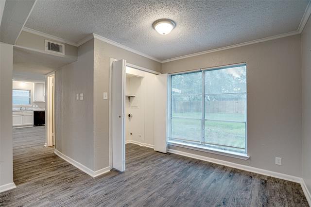 Building Photo - 3027 Harlan Dr
