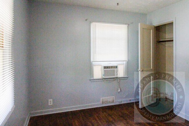 Building Photo - 3305 N 55th St