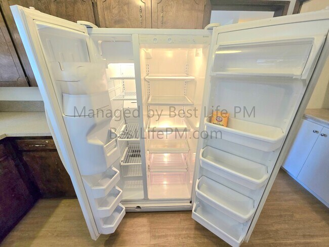 Building Photo - 2575 NW 119th Pl