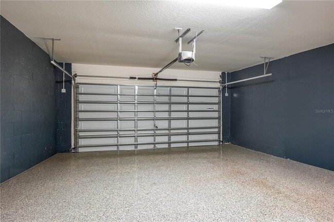 Building Photo - 501 Interlock St