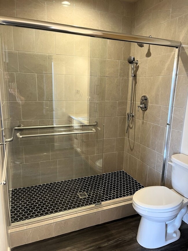 Building Photo - Built In 2021 - High End 2/2 Home With Full Access To Onsite Recreation Center With Pool!